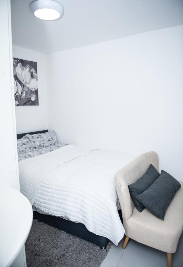 1B Apartment, 30 Mins To Oxford Street ลอนดอน ภายนอก รูปภาพ