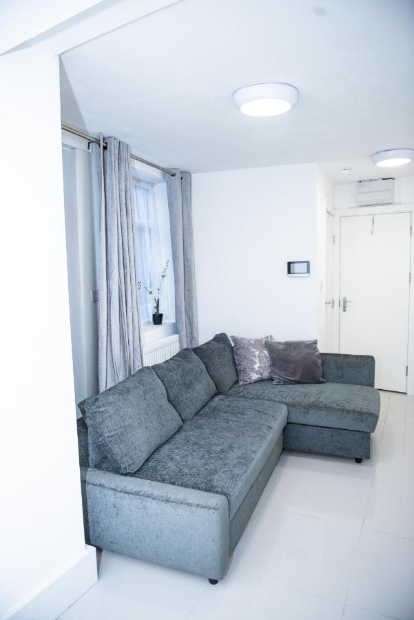 1B Apartment, 30 Mins To Oxford Street ลอนดอน ภายนอก รูปภาพ